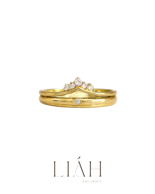 Anel filha eleita semijoia banhado a ouro com zircônias transparentes em formato coroa – Liáh Joia Cristã